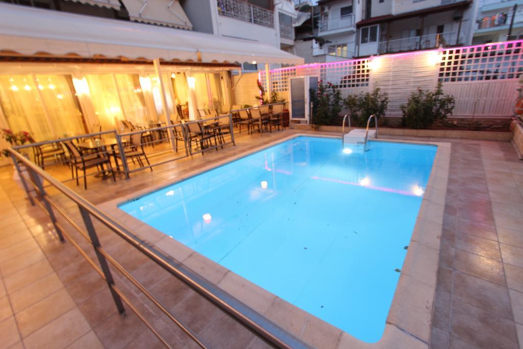 Hotel Mallas Nea Kallikrateia Exterior photo