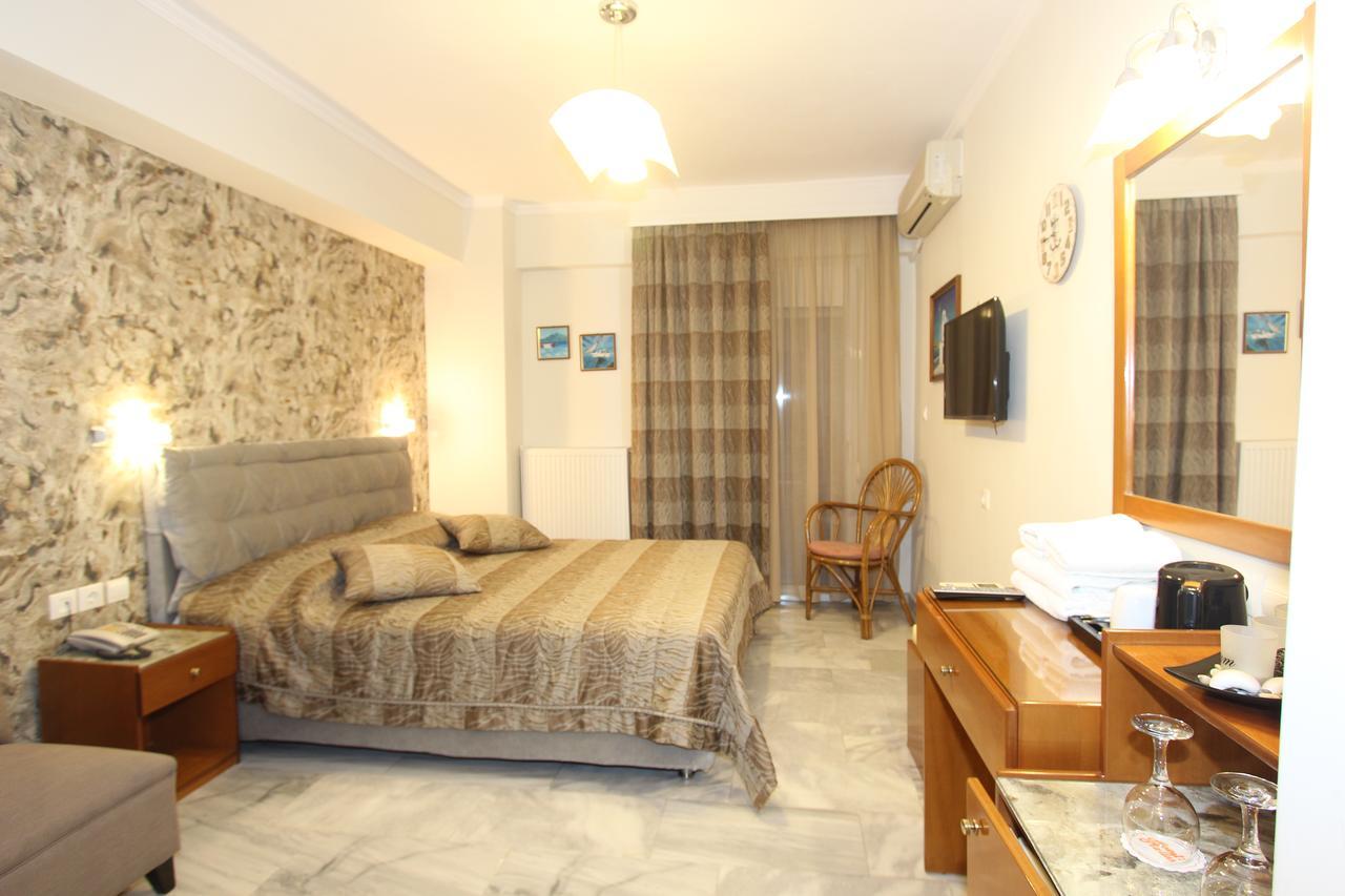 Hotel Mallas Nea Kallikrateia Exterior photo